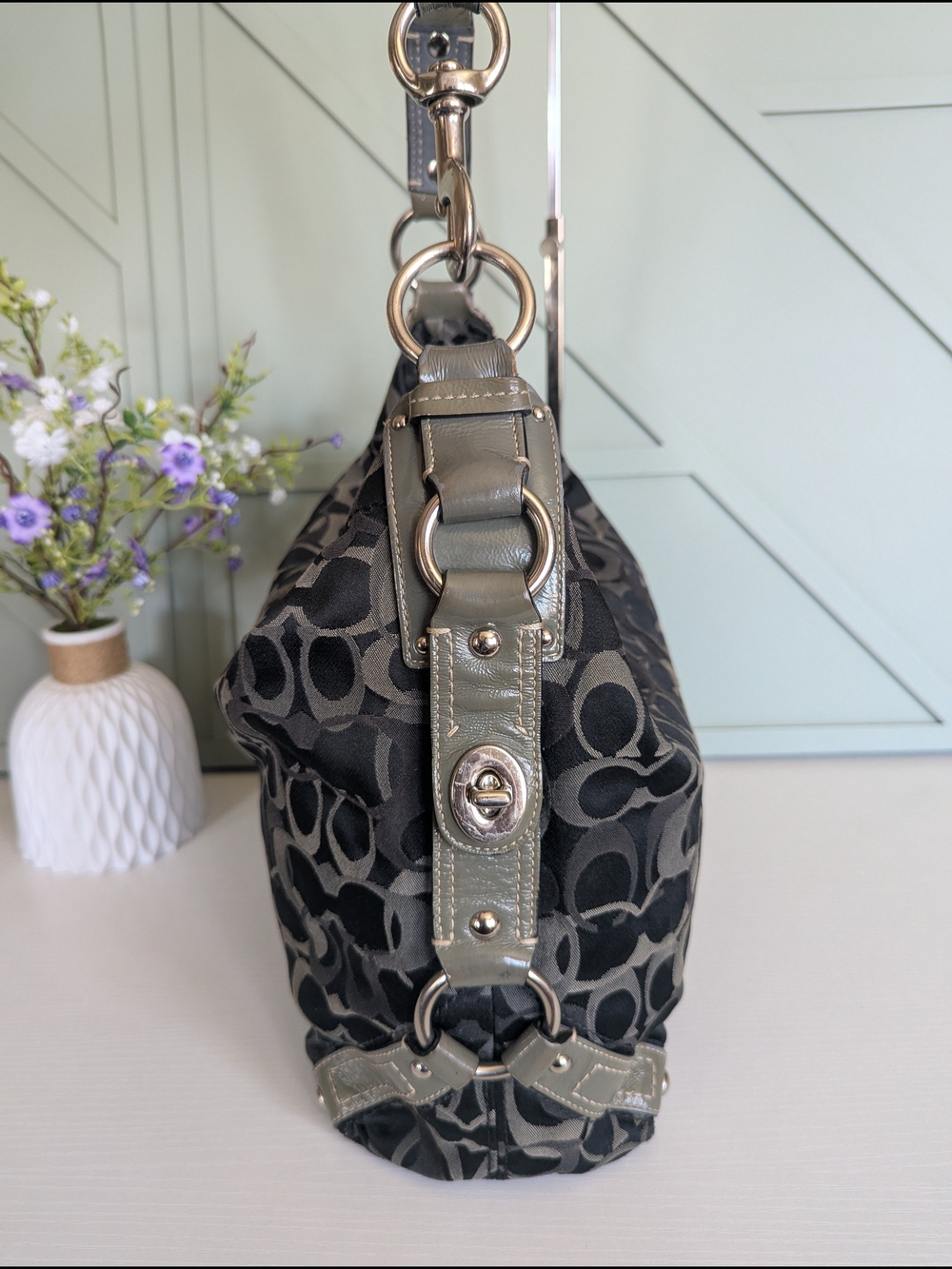 Vintage Coach Carly Hobo Bag - Picture 4 of 12